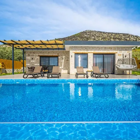 Natilius Villa *